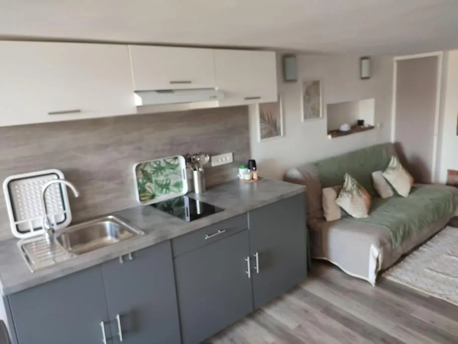 Studio 30 M 2 Avec Terrasse Et Coin Detente Cagnes-sur-Mer 0*,