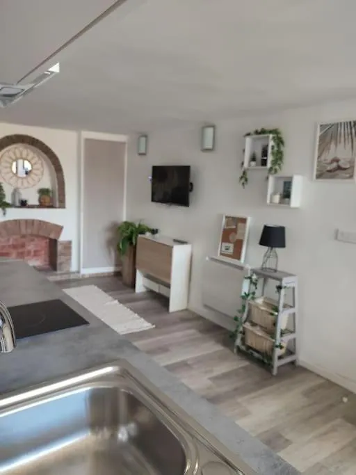 Studio 30 M 2 Avec Terrasse Et Coin Detente Cagnes-sur-Mer