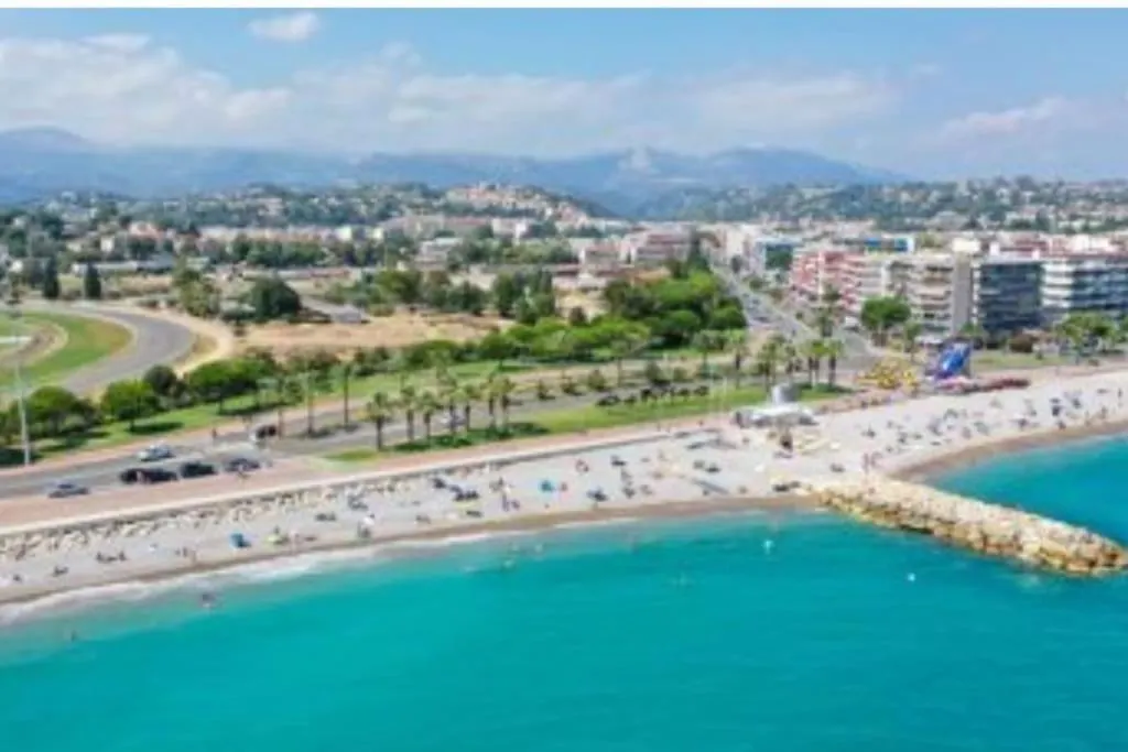 Studio 30 M 2 Avec Terrasse Et Coin Detente Cagnes-sur-Mer Daire